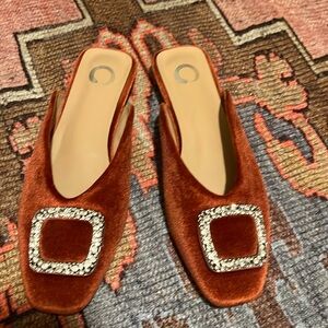 Velvet slides size 8.5 rust color